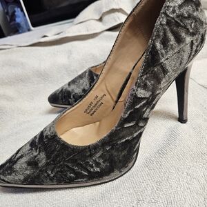 High heeled Grey Penny loves Kenny Shoes Size 10M textile upper pu lining.